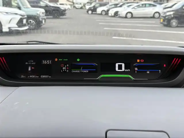 ホンダ フリード ハイブリット EX 大分県 2019(令1)年 3.9万km コバルトブルーパール ・ディスプレイオーディオ(BT/CarPlay/USB)/・バックモニター/・フリップダウンモニター/・レーダークルーズコントロール/・両側パワースライドドア/・衝突被害軽減ブレーキ/・ETC/・ドライブレコーダー/・シートヒーター/・オートライト/・ステアリングリモコン
