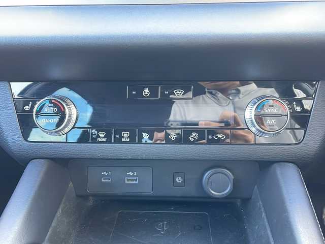 三菱 アウトランダー ＰＨＥＶ G 富山県 2022(令4)年 5万km アメジストブラック 禁煙車/純正ナビ/全方位カメラ/TV（フルセグ）/4WD/クルーズコントロール/プッシュスタート/電動格納ミラー/ETC/シートヒーター/純正アルミホイール/BSM/スペアキー/電動リアゲート/盗難防止装置