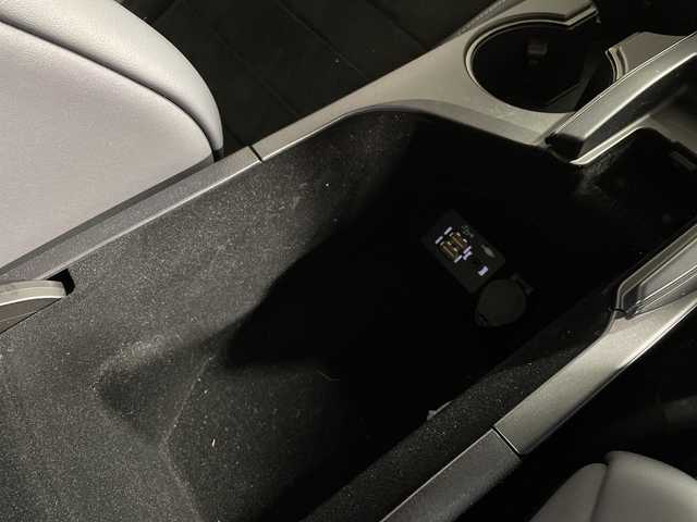 レクサス ＩＳ 300h Fスポーツ モードブラックⅢ 福岡県 2023(令5)年 1.1万km グラファイトブラックガラスフレーク サンルーフ/純正ナビ/フルセグテレビ/アラウンドビューモニター/レーダークルーズコントロール/プッシュスタート/ビルトインETC2.0/レーンキープアシスト/ドライブレコーダー/ハーフレザー/シートヒーター