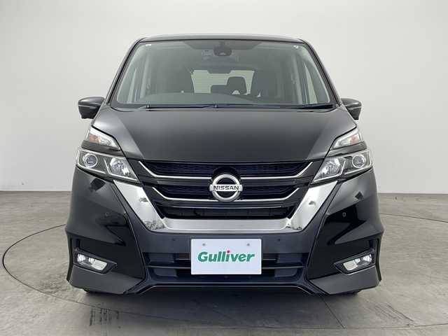 日産 セレナ ハイウェイスターVセレクションⅡ 兵庫県 2019(令1)年 3.5万km ダイヤモンドブラック ・セーフティパックB/・プロパイロット（自動運転技術）/・エマージェンシーブレーキ/・車線逸脱防止支援システム/・ＳＲＳカーテンエアバック/・インテンジェントアラウンドビューモニター/・インテリジェントルームミラー/・踏み間違い衝突防止アシスト/・フロントバックソナー/・純正９型ナビ&TV&CD&DVD&SD&BT/・純正リアフリップダウンモニター　/・全方位カメラ　/・デジタルインナーミラー/・ドライブレコーダー　/・ビルトインＥＴＣ　/・横滑り防止装置　/・ＬＥＤヘッドライト　/・オートライト　/・両側パワースライドドア/・タッチフリースライドドア/・アイドリングストップ/・社外18インチAW/・プッシュスタート/・スペアキー/・スマートキー