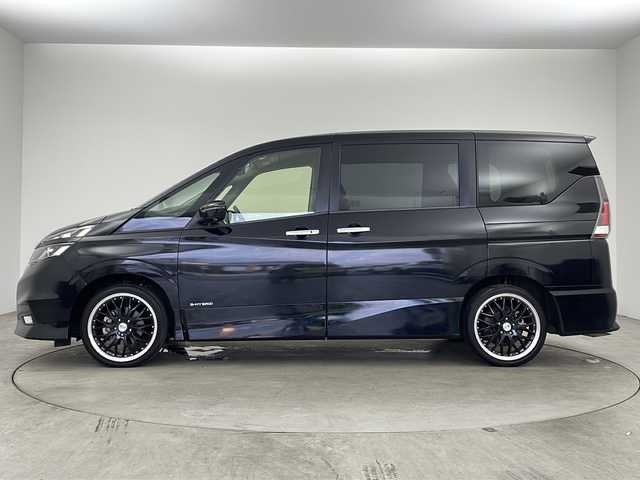 日産 セレナ ハイウェイスターVセレクションⅡ 兵庫県 2019(令1)年 3.5万km ダイヤモンドブラック ・セーフティパックB/・プロパイロット（自動運転技術）/・エマージェンシーブレーキ/・車線逸脱防止支援システム/・ＳＲＳカーテンエアバック/・インテンジェントアラウンドビューモニター/・インテリジェントルームミラー/・踏み間違い衝突防止アシスト/・フロントバックソナー/・純正９型ナビ&TV&CD&DVD&SD&BT/・純正リアフリップダウンモニター　/・全方位カメラ　/・デジタルインナーミラー/・ドライブレコーダー　/・ビルトインＥＴＣ　/・横滑り防止装置　/・ＬＥＤヘッドライト　/・オートライト　/・両側パワースライドドア/・タッチフリースライドドア/・アイドリングストップ/・社外18インチAW/・プッシュスタート/・スペアキー/・スマートキー