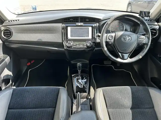 トヨタ カローラ フィールダー 1．5G エアロツアラー W×B 広島県 2013(平25)年 13.7万km ブラックマイカ 純正SDナビ（NSCP-W62）/　（BT/CD/ワンセグテレビ）/バックカメラ/前後ドライブレコーダー/純正15インチアルミホイール/純正フロアマット/ETC/カーテンエアバック/キセノンヘッドライト/フォグランプ/リアプライバシーガラス/ドアバイザー/オートライト/プッシュスタート/スマートキー/横滑り防止装置/取扱説明書