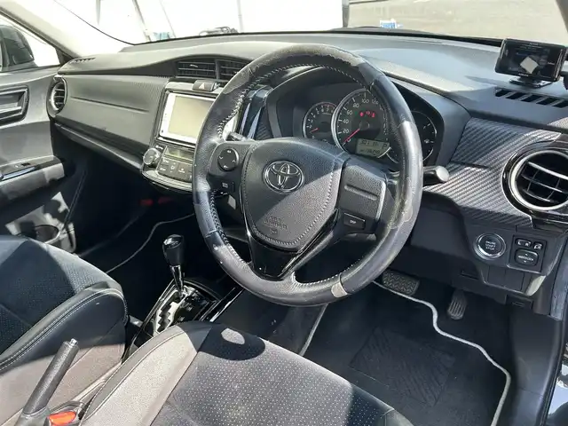 トヨタ カローラ フィールダー 1．5G エアロツアラー W×B 広島県 2013(平25)年 13.7万km ブラックマイカ 純正SDナビ（NSCP-W62）/　（BT/CD/ワンセグテレビ）/バックカメラ/前後ドライブレコーダー/純正15インチアルミホイール/純正フロアマット/ETC/カーテンエアバック/キセノンヘッドライト/フォグランプ/リアプライバシーガラス/ドアバイザー/オートライト/プッシュスタート/スマートキー/横滑り防止装置/取扱説明書