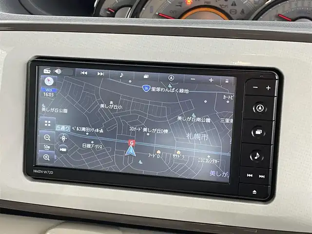 ダイハツ ムーヴ キャンバス G メイクアップ VS SAⅢ 道央・札幌 2022(令4)年 5万km パールホワイトⅢ/スムースグレーマイカメタリック 2トーン ・ワンオーナー/・４WD/・寒冷地仕様/・純正ナビ/　CD/DVD/SD/BT/フルセグ/・全方位カメラ/・ドライブレコーダー/・スマートアシスト３/・レーンキープアシスト/・オートハイビーム/・両側パワースライドドア/・シートカバー/・D席シートヒーター/・LEDヘッドライト/・フォグライト/・オートライト/・プッシュスタート/・スマートキー/・純正エンジンスターター/・社外AW付スタッドレス積込(155/65/R14)/・保証書、取説