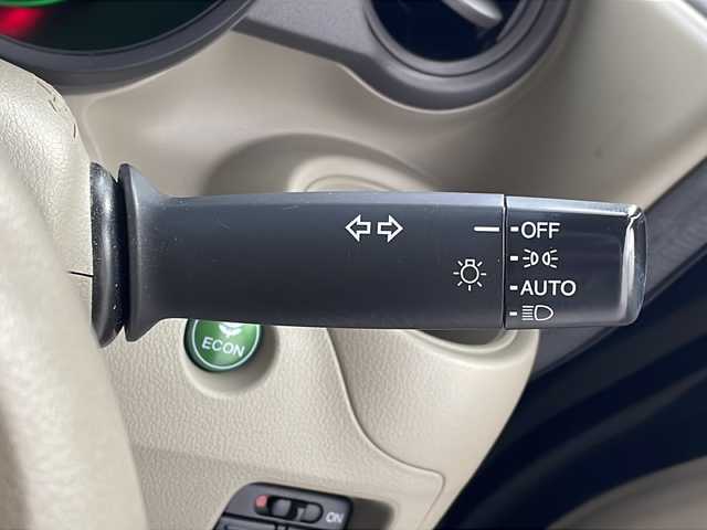 ホンダ Ｎ ＢＯＸ G Lパッケージ 岐阜県 2013(平25)年 9万km クリスタルブラックパール 取扱説明書【車両/ナビ】/保証書/純正SDナビ/バックカメラ/プッシュスタート/スマートキー(スペアスマート×1)/左側パワースライドドア/ベンチシート/ウインカーミラー/ステアリングスイッチ/ETC/純正14インチアルミ
