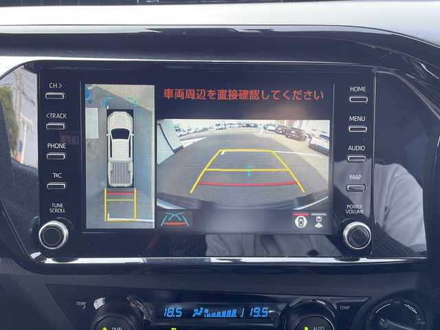トヨタ ハイラックス Z GRスポーツ 山口県 2023(令5)年 1.2万km スーパーホワイトⅡ 8インチ純正ディスプレイオーディオ/T-connectナビキット/ワンオーナー/ETC2.0/パドルシフト/プッシュスタート＆スマートキー/パワーシート（運転席）/チップアップシート/安全装備/・プリクラッシュセーフティ/・レーンディパーチャーアラート（ヨーアシスト機能付）　/・レーダークルーズコントロール（ブレーキ制御付）　/・ロードサインアシスト/・先行車発進告知機能/・電子制動力配分制御付ABS＆ブレーキアシスト　/・横滑り抑制機能/・タイヤ空転抑制機能/・Variable Flow Control［VFC］/・ヒルスタートアシストコントロール/・ドライブスタートコントロール/LEDヘッドライト＆LEDフォグライト