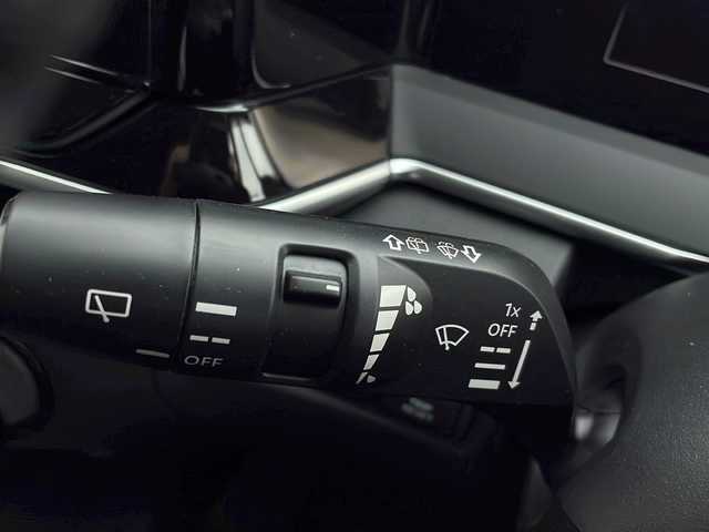日産 ノート X FOUR 秋田県 2021(令3)年 4万km バーガンディー 純正ディスプレイオーディオ【型式T00NA-6XJ0A】　/プロパイロット/BT/フルセグ/Android/HDMI/全方位カメラ/純正16インチアルミホイール/ドライブレコーダー/4WD/ETC2.0/前後コーナーセンサー/スペアキー