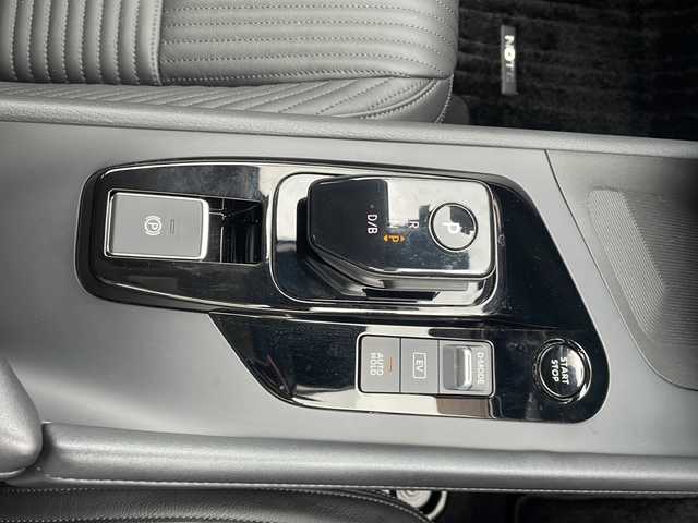 日産 ノート X FOUR 秋田県 2021(令3)年 4万km バーガンディー 純正ディスプレイオーディオ【型式T00NA-6XJ0A】　/プロパイロット/BT/フルセグ/Android/HDMI/全方位カメラ/純正16インチアルミホイール/ドライブレコーダー/4WD/ETC2.0/前後コーナーセンサー/スペアキー