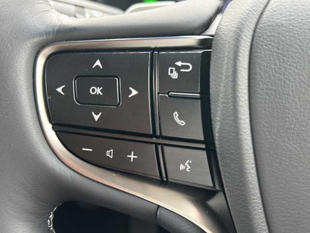 レクサス ＥＳ 300h バージョンL 鹿児島県 2019(令1)年 0.6万km 白 ワンオーナー/純正ナビ/Bluetooth/TV/DVD/CD/デジタルインナーミラー/全周囲カメラ/クルーズコントロール/LTA/シートヒーター/ハンドルヒーター/障害物アラーム/パワーシート/サンルーフ/USB/純正フロアマット/純正AW