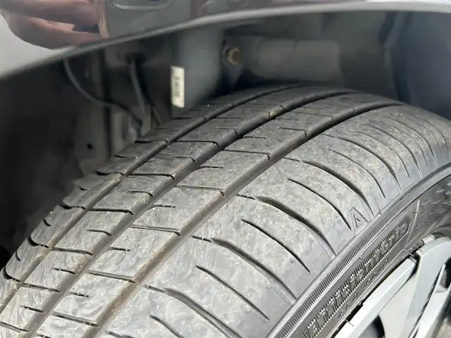 トヨタ シエンタ G クエロ 宮城県 2019(平31)年 5.9万km ブラックマイカ シートヒーター/ステアリングヒーター/パノラミックビュー対応ナビレディパッケージ/・パノラミックビューモニター/・ステアリングスイッチ/・ドアミラーヒーター/＝＝＝/セーフティセンス/・プリクラッシュセーフティ/・レーンディパーチャーアラート/・オートマチックハイビーム/先行車発進告知機能/インテリジェントクリアランスソナー/純正ナビ（NSZT-W68T）/・CD/DVD/・Bluetooth/・フルセグTV/ビルトインETC/両側パワースライドドア/ハーフレザーシート/革巻きステアリング/ステアリングスイッチ/LEDヘッドランプ/フォグランプ/オートライト/スマートキー＆プッシュスタート/電動格納ミラー/フロアマット/Wエアバッグ