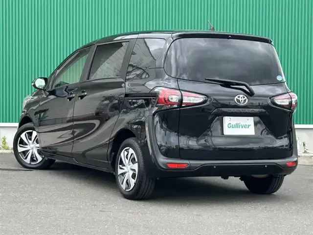 トヨタ シエンタ G クエロ 宮城県 2019(平31)年 5.9万km ブラックマイカ シートヒーター/ステアリングヒーター/パノラミックビュー対応ナビレディパッケージ/・パノラミックビューモニター/・ステアリングスイッチ/・ドアミラーヒーター/＝＝＝/セーフティセンス/・プリクラッシュセーフティ/・レーンディパーチャーアラート/・オートマチックハイビーム/先行車発進告知機能/インテリジェントクリアランスソナー/純正ナビ（NSZT-W68T）/・CD/DVD/・Bluetooth/・フルセグTV/ビルトインETC/両側パワースライドドア/ハーフレザーシート/革巻きステアリング/ステアリングスイッチ/LEDヘッドランプ/フォグランプ/オートライト/スマートキー＆プッシュスタート/電動格納ミラー/フロアマット/Wエアバッグ