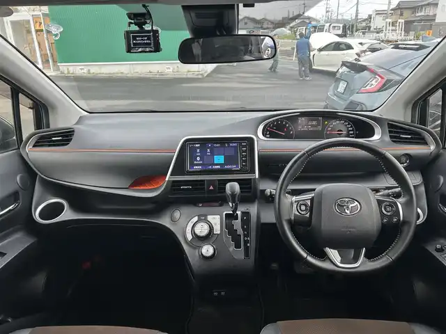 トヨタ シエンタ G クエロ 宮城県 2019(平31)年 5.9万km ブラックマイカ シートヒーター/ステアリングヒーター/パノラミックビュー対応ナビレディパッケージ/・パノラミックビューモニター/・ステアリングスイッチ/・ドアミラーヒーター/＝＝＝/セーフティセンス/・プリクラッシュセーフティ/・レーンディパーチャーアラート/・オートマチックハイビーム/先行車発進告知機能/インテリジェントクリアランスソナー/純正ナビ（NSZT-W68T）/・CD/DVD/・Bluetooth/・フルセグTV/ビルトインETC/両側パワースライドドア/ハーフレザーシート/革巻きステアリング/ステアリングスイッチ/LEDヘッドランプ/フォグランプ/オートライト/スマートキー＆プッシュスタート/電動格納ミラー/フロアマット/Wエアバッグ