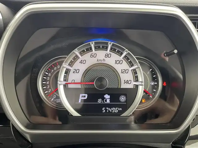 スズキ スペーシア カスタム HYBRID GS 大分県 2019(平31)年 5.8万km ピュアホワイトP ワンオーナー/衝突軽減ブレーキ/誤発進抑制機能/車線逸脱警報機能/ふらつき警報機能/先行車発進お知らせ機能/ハイビームアシスト/後退時ブレーキサポート/社外8型ナビ　型式：AVIC-CL901/【フルセグTV、DVD再生可、BT対応】/ステアリングスイッチ/バックカメラ/左側電動スライドドア/社外ドライブレコーダー　型式：ZDR-012/ETC/運転席シートヒーター/アイドリングストップ/横滑り防止装置/電動格納ミラー/社外フロアマット/オートライト/LEDヘッドライト/LEDフォグ/純正14インチアルミホイール/保証書、取説、スペアキー有り