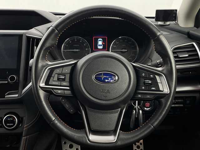 スバル インプレッサ ＸＶ 2．0i－S アイサイト 新潟県 2017(平29)年 1.8万km クールグレーカーキ メモリナビ　型式CN-LR820D/CD/BT/USB/ETC/バックカメラ/レザーシート/シートヒーター　D席/N席/パワーシート　D席/N席/フォグ/純正AW夏タイヤセット