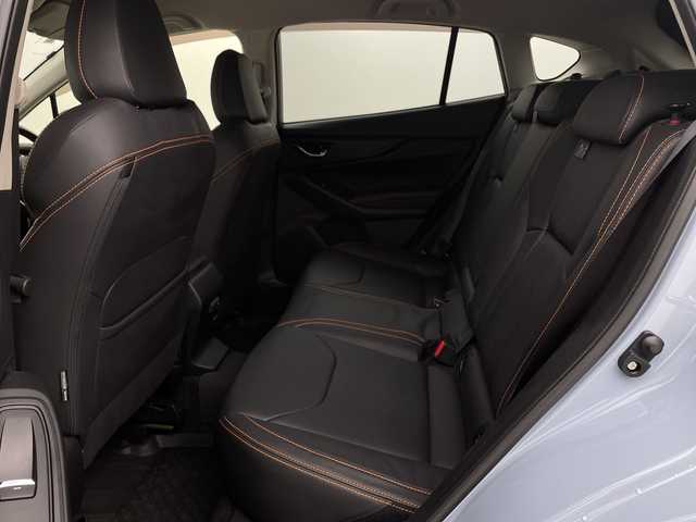 スバル インプレッサ ＸＶ 2．0i－S アイサイト 新潟県 2017(平29)年 1.8万km クールグレーカーキ メモリナビ　型式CN-LR820D/CD/BT/USB/ETC/バックカメラ/レザーシート/シートヒーター　D席/N席/パワーシート　D席/N席/フォグ/純正AW夏タイヤセット