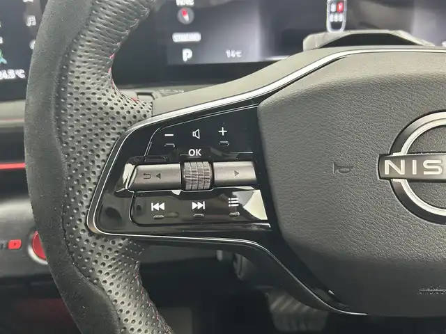 日産 アリア ニスモ B9 e－4ORCE 熊本県 2024(令6)年 0.4万km グレー ワンオーナー　/禁煙車　/プロパイロット 2.0 /ＢＯＳＥサウンド　/サンルーフ/純正ナビ　/全周囲カメラ　/純正前方ドライブレコーダー　/ビルトインＥＴＣ２．０　/パワーバックドア　/全席シートヒーター　/前席パワーシート　/ステアリングヒーター/ヘッドアップディスプレイ/インテリジェントクルーズ/ドライバーモニター/車線維持支援/車線変更支援/側方支援/後側方支援/標識認識機能/駐車支援/横滑り防止/ブラインドスポットモニター/デジタルインナーミラー/ハーフレザーシート/純正フロアマット/純正２０インチAW/オートライト/オートマチックハイビーム/LEDヘッドライト/フォグランプ/スマートキー/プッシュスタート/スペアキー1本/保証書/取扱説明書