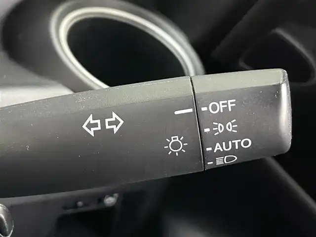 ホンダ Ｎ ＢＯＸ スラッシュ G Lインテリアカラーパッケージ 香川県 2018(平30)年 8.2万km クリスタルブラックパール 社外SDナビ/レザーシート/シートヒーター/革巻きステアリング/ステアリングリモコン（非連動）/社外キセノンライト/オートエアコン/ビルトインETC/プッシュスタート/スマートキー/電動格納ミラー