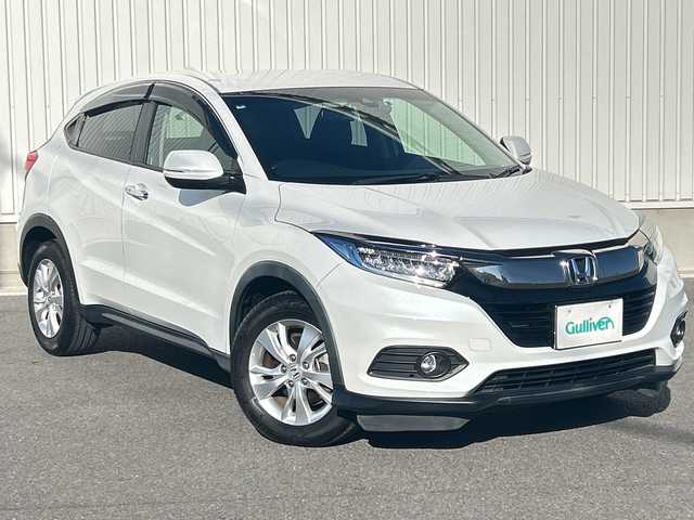 ホンダ ヴェゼル X ホンダセンシング 群馬県 2018(平30)年 5.6万km プラチナホワイトパール ワンオーナー/純正SDナビ/　(AM/FM/CD/DVD/BT/TV/SD/USB)/バックカメラ/ホンダセンシング/衝突軽減ブレーキ/誤発進抑制機能/レーンキープアシスト/レーダークルーズコントロール/先行車発進お知らせ機能/ふらつき防止機能/アイドリングストップ/社外前後ドライブレコーダー/ETC/純正フロアマット/AUTOライト/LEDヘッドライト/ステアリングリモコン/保証書/取扱説明書/記録簿