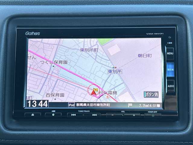 ホンダ ヴェゼル X ホンダセンシング 群馬県 2018(平30)年 5.6万km プラチナホワイトパール ワンオーナー/純正SDナビ/　(AM/FM/CD/DVD/BT/TV/SD/USB)/バックカメラ/ホンダセンシング/衝突軽減ブレーキ/誤発進抑制機能/レーンキープアシスト/レーダークルーズコントロール/先行車発進お知らせ機能/ふらつき防止機能/アイドリングストップ/社外前後ドライブレコーダー/ETC/純正フロアマット/AUTOライト/LEDヘッドライト/ステアリングリモコン/保証書/取扱説明書/記録簿