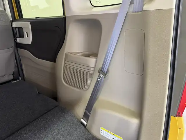 ホンダ Ｎ ＢＯＸ G EX ターボ ホンダセンシング 三重県 2019(平31)年 4.7万km プレミアムイエローパールⅡ ガソリン・ターボ/FF/MTモード付インパネCVT/純正 8インチナビ VXU-195NBi/（CD/DVD/FM/AM/TV/SD/Music Rack/iPod/Bluetooth/USB/AUX/CarPlay）/バックカメラ/両側パワースライドドア/ドライブレコーダー 前方（ナビ連動）/ビルトイン ETC/Honda SENSING/・衝突軽減ブレーキ［CMBS］/・車線維持支援システム［LKAS］/・路外逸脱抑制機能/・先行車発進お知らせ機能/・標識認識機能/・アダプティブクルーズコントロール［ACC］/装備/・オートエアコン/・オートライト/・LEDヘッドランプ/・ステアリングスイッチ/・パドルシフト/・JVCケンウッド ツィーター（スピーカーも変わってるかも）/・14インチスチールホイール/・プッシュスタート