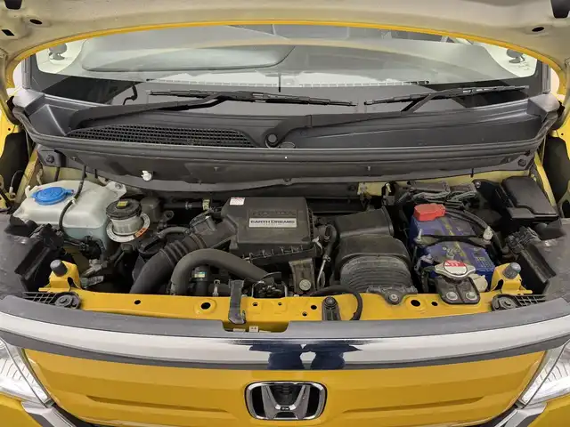ホンダ Ｎ ＢＯＸ G EX ターボ ホンダセンシング 三重県 2019(平31)年 4.7万km プレミアムイエローパールⅡ ガソリン・ターボ/FF/MTモード付インパネCVT/純正 8インチナビ VXU-195NBi/（CD/DVD/FM/AM/TV/SD/Music Rack/iPod/Bluetooth/USB/AUX/CarPlay）/バックカメラ/両側パワースライドドア/ドライブレコーダー 前方（ナビ連動）/ビルトイン ETC/Honda SENSING/・衝突軽減ブレーキ［CMBS］/・車線維持支援システム［LKAS］/・路外逸脱抑制機能/・先行車発進お知らせ機能/・標識認識機能/・アダプティブクルーズコントロール［ACC］/装備/・オートエアコン/・オートライト/・LEDヘッドランプ/・ステアリングスイッチ/・パドルシフト/・JVCケンウッド ツィーター（スピーカーも変わってるかも）/・14インチスチールホイール/・プッシュスタート