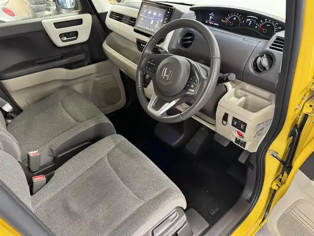 ホンダ Ｎ ＢＯＸ G EX ターボ ホンダセンシング 三重県 2019(平31)年 4.7万km プレミアムイエローパールⅡ ガソリン・ターボ/FF/MTモード付インパネCVT/純正 8インチナビ VXU-195NBi/（CD/DVD/FM/AM/TV/SD/Music Rack/iPod/Bluetooth/USB/AUX/CarPlay）/バックカメラ/両側パワースライドドア/ドライブレコーダー 前方（ナビ連動）/ビルトイン ETC/Honda SENSING/・衝突軽減ブレーキ［CMBS］/・車線維持支援システム［LKAS］/・路外逸脱抑制機能/・先行車発進お知らせ機能/・標識認識機能/・アダプティブクルーズコントロール［ACC］/装備/・オートエアコン/・オートライト/・LEDヘッドランプ/・ステアリングスイッチ/・パドルシフト/・JVCケンウッド ツィーター（スピーカーも変わってるかも）/・14インチスチールホイール/・プッシュスタート