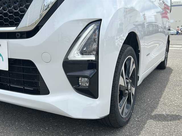 日産 ルークス HWS X プロパイロットED 秋田県 2022(令4)年 6万km ホワイトパール 純正メモリナビ（BT/TV）/前方位カメラ/クルーズコントロール（追従あり）/シートヒーター（D＋N席）/オートホールド/純正ETC2.0