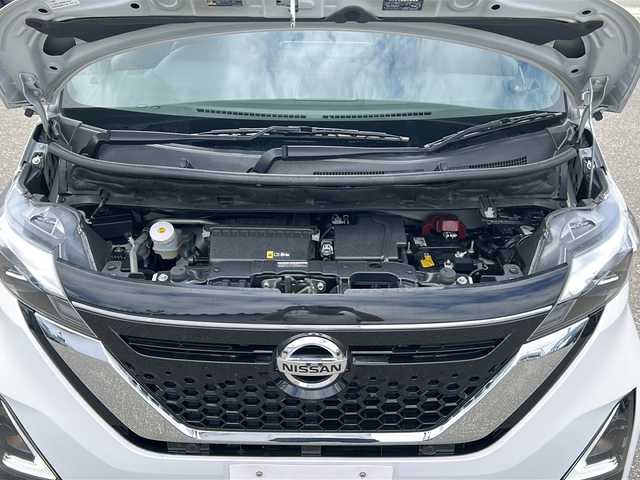日産 ルークス HWS X プロパイロットED 秋田県 2022(令4)年 6万km ホワイトパール 純正メモリナビ（BT/TV）/前方位カメラ/クルーズコントロール（追従あり）/シートヒーター（D＋N席）/オートホールド/純正ETC2.0