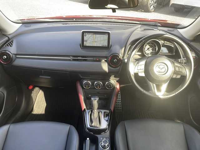 マツダ ＣＸ－３ XD ツーリング 東京都 2015(平27)年 4.9万km ソウルレッドプレミアムメタリック 純正SDナビ/【TV/DVD/Bluetooth/AUX/USB】/バックカメラ/ETC/衝突軽減ブレーキ/車線逸脱警報装置/ブラインドスポットモニター/ヘッドアップディスプレイ/レーダークルーズコントロール/パドルシフト/プッシュスタート/スマートキー×2/ステアリングスイッチ/ハーフレザーシート/電動格納ミラー
