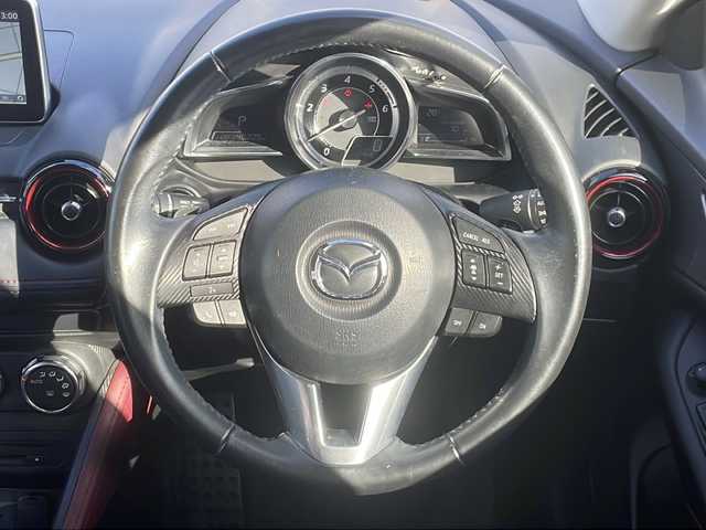 マツダ ＣＸ－３ XD ツーリング 東京都 2015(平27)年 4.9万km ソウルレッドプレミアムメタリック 純正SDナビ/【TV/DVD/Bluetooth/AUX/USB】/バックカメラ/ETC/衝突軽減ブレーキ/車線逸脱警報装置/ブラインドスポットモニター/ヘッドアップディスプレイ/レーダークルーズコントロール/パドルシフト/プッシュスタート/スマートキー×2/ステアリングスイッチ/ハーフレザーシート/電動格納ミラー