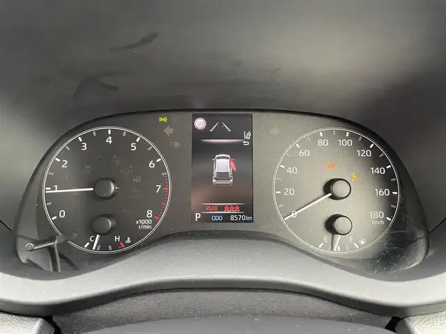 トヨタ ヤリス X 東京都 2020(令2)年 0.9万km シルバーマイカM ワンオーナー/ディスプレイオーディオ/純正ナビキット／bluetoothオーディオ／USB/Apple CarPlay／Android Auto対応/バックカメラ/純正ビルトインETC/トヨタセーフティセンス/サイド&カーテンシールドエアバッグ