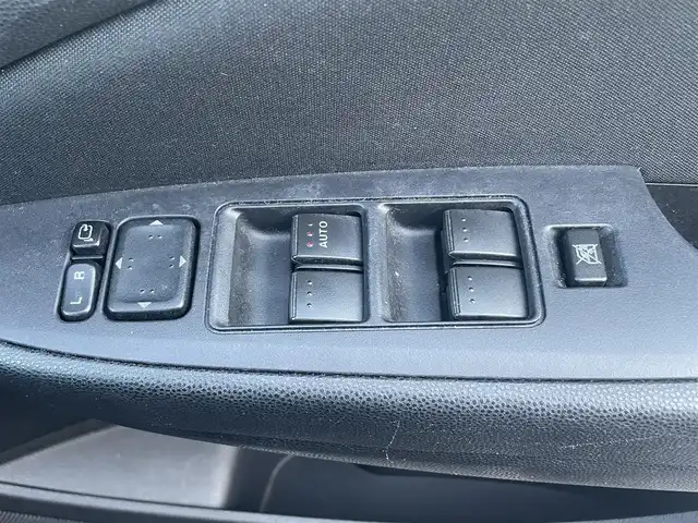 マツダ ビアンテ 20S 静岡県 2013(平25)年 11.5万km ラディアントエボニーマイカ 社外ナビ　/後席モニター　/・フルセグＴＶ　/・Ｂｌｕｅｔｏｏｔｈ接続　/・ＤＶＤ再生　/・ＵＳＢ入力端子　/両側パワースライドドア　/スマートキー　/スペアキー　/バックカメラ　/ビルトインＥＴＣ　/ＨＩＤオートライト　/純正１６インチホイール/取扱説明書/保証書