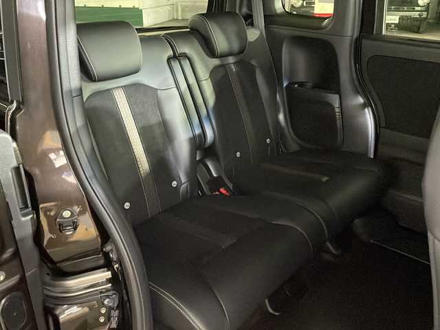 ホンダ Ｎ ＢＯＸ カスタム G L ターボ ホンダセンシング 広島県 2020(令2)年 2.9万km プレミアムグラマラスブロンズP 純正ナビ/バックカメラ/両側パワースライドドア/ＥＴＣ/レーダークルーズコントロール/オートライト/衝突軽減/レーンキープ/コーナーセンサー/ＤＶＤ/パドルシフト/プッシュスタート/フォグランプ/ＬＥＤヘッドライト/エアバッグ(運転席/助手席/サイド/カーテン)/純正１５インチアルミホイール(165/55/R15)