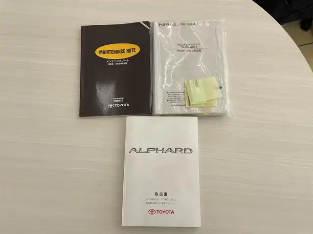 トヨタ アルファード Ｖ AS プラチナセレクションⅡ 高知県 2008(平20)年 11.9万km ブラックマイカ 登録時走行距離118225ｋｍ/ワンオーナー/ダブルサンルーフ/４ＷＤ/パワーバックドア/純正HＤＤナビ/　【DVD/CD/AM/FM/AUX】/フルセグTV/バックカメラ/ステアリングスイッチ/両側パワースライドドア/キセノンライト/フォグライト/オートライト/キーレス/ETC/電動格納ミラー/純正フロアマット/ドアバイザー/新車保証書/整備記録簿/取扱説明書/ナビ説明書