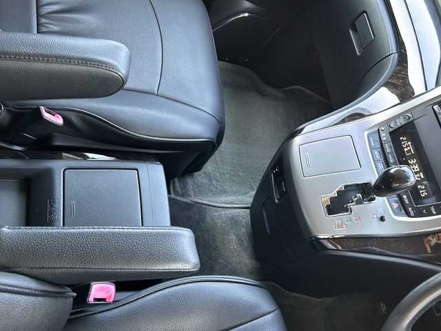 トヨタ ヴェルファイア 2．4Z Gエディション 鳥取県 2012(平24)年 6.7万km ホワイトパールクリスタルシャイン アドミレーションエアロ/社外20インチAW/社外ローダウン/クラジオ革調シートカバー/クラジオフロアマット/社外８インチワイドナビ/社外フリップダウンモニター/フルセグ・Bluetooth/バックカメラ/社外マフラーカッター/スマートキーx2個/両側パワースライド/パワーテールゲート/ウッドコンビハンドル/クルーズコントロール/クリアランスソナー/オートワイパー/オートリトラクトミラー/オートライト/キセノンライト/フォグライト/N席セカンドオットマン/前・セカンドパワーシート/nano-eエアコン/ETCユニット/保証書・取説