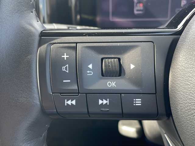 日産 ノート X FOUR 秋田県 2022(令4)年 7.4万km ピュアホワイトパール 純正ナビ/純正Bluetooth/フルセグ/全方位カメラ/ETC2.0/４WD/前席シートヒーター/前後コーナーセンサー/スペアキー