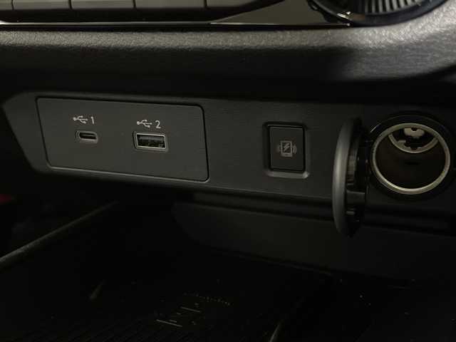 日産 ノート X 90周年記念車 福岡県 2024(令6)年 0.2万km バーガンディー 純正9インチナビ/・BT/フルセグTV/HDMI/AppleCarplay/・全方位モニター/エマージェンシーブレーキ/車線逸脱防止支援/速度標識/標識検知支援/オートハイビーム/ブラインドスポットモニター/クリアランスソナー/置くだけ充電/デジタルインナーミラー/革巻きステアリング/・ステアリングヒーター/・ステアリングリモコン/レザーシート/・シートヒーター/LEDヘッドライト/・オートライト/・フォグランプ/前方ドライブレコーダー/ETC2.0/純正16インチアルミホイール/純正フロアマット