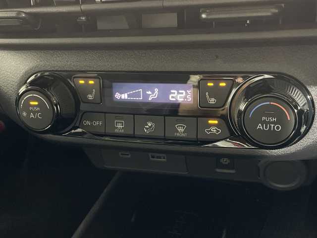 日産 ノート X 90周年記念車 福岡県 2024(令6)年 0.2万km バーガンディー 純正9インチナビ/・BT/フルセグTV/HDMI/AppleCarplay/・全方位モニター/エマージェンシーブレーキ/車線逸脱防止支援/速度標識/標識検知支援/オートハイビーム/ブラインドスポットモニター/クリアランスソナー/置くだけ充電/デジタルインナーミラー/革巻きステアリング/・ステアリングヒーター/・ステアリングリモコン/レザーシート/・シートヒーター/LEDヘッドライト/・オートライト/・フォグランプ/前方ドライブレコーダー/ETC2.0/純正16インチアルミホイール/純正フロアマット