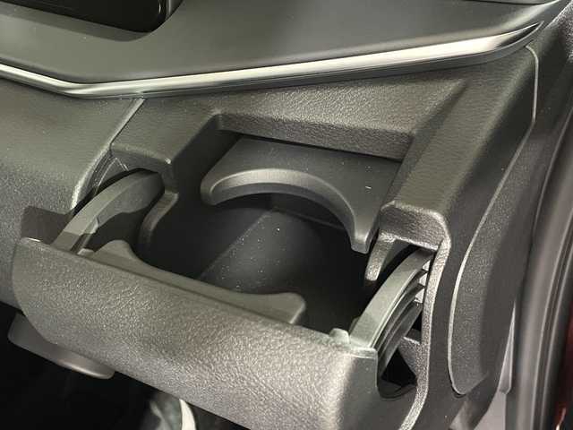 日産 ノート X 90周年記念車 福岡県 2024(令6)年 0.2万km バーガンディー 純正9インチナビ/・BT/フルセグTV/HDMI/AppleCarplay/・全方位モニター/エマージェンシーブレーキ/車線逸脱防止支援/速度標識/標識検知支援/オートハイビーム/ブラインドスポットモニター/クリアランスソナー/置くだけ充電/デジタルインナーミラー/革巻きステアリング/・ステアリングヒーター/・ステアリングリモコン/レザーシート/・シートヒーター/LEDヘッドライト/・オートライト/・フォグランプ/前方ドライブレコーダー/ETC2.0/純正16インチアルミホイール/純正フロアマット