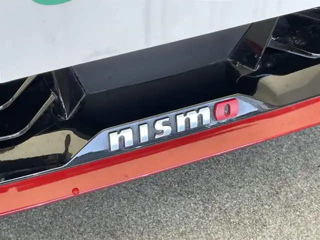 日産 オーラ ニスモ 愛知県 2022(令4)年 1.8万km ピュアホワイトパール 純正９型ナビＴＶ　ＨＤＭＩ　デジタルインナーミラー　全方位カメラ　プロパイロット　シートヒータ　ワイヤレス充電　純正ニスモスポイラー　電動パーキングブレーキ　ＬＥＤオートライト　オートホールド　ハンドル支援　エマージェンシーブレーキ　コーナーセンサー　ETC2.0　フォグランップ　禁煙車