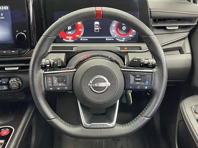 日産 オーラ ニスモ 愛知県 2022(令4)年 1.8万km ピュアホワイトパール 純正９型ナビＴＶ　ＨＤＭＩ　デジタルインナーミラー　全方位カメラ　プロパイロット　シートヒータ　ワイヤレス充電　純正ニスモスポイラー　電動パーキングブレーキ　ＬＥＤオートライト　オートホールド　ハンドル支援　エマージェンシーブレーキ　コーナーセンサー　ETC2.0　フォグランップ　禁煙車