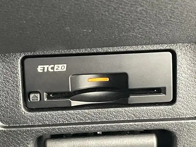日産 オーラ ニスモ 愛知県 2022(令4)年 1.8万km ピュアホワイトパール 純正９型ナビＴＶ　ＨＤＭＩ　デジタルインナーミラー　全方位カメラ　プロパイロット　シートヒータ　ワイヤレス充電　純正ニスモスポイラー　電動パーキングブレーキ　ＬＥＤオートライト　オートホールド　ハンドル支援　エマージェンシーブレーキ　コーナーセンサー　ETC2.0　フォグランップ　禁煙車