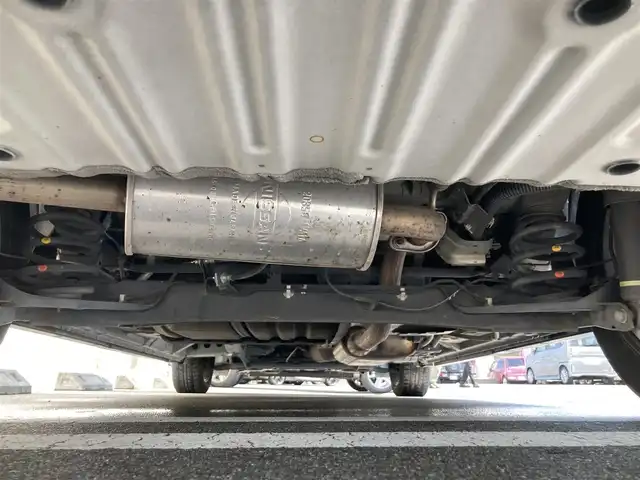日産 セレナ ハイウェイスター プロパイロットED 静岡県 2016(平28)年 7.7万km ダイヤモンドブラック ビークルダイナミクスコントロール/ハンズフリースライドドア/社外SDナビ(CN-RE03WD)/　AM FM CD DVD Bluetooth/フルセグTV/バックモニター/オートヘッドライト/電動パーキングブレーキ/オートブレーキホールド/純正16インチアルミホイール/サンシェード/ドアバイザー/フロントフォグランプ/ワンオーナー/プロパイロット/　・アダプティブクルーズコントロール/　・レーンキープアシスト/社外ETC