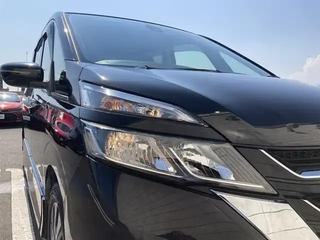 日産 セレナ ハイウェイスター プロパイロットED 静岡県 2016(平28)年 7.7万km ダイヤモンドブラック ビークルダイナミクスコントロール/ハンズフリースライドドア/社外SDナビ(CN-RE03WD)/　AM FM CD DVD Bluetooth/フルセグTV/バックモニター/オートヘッドライト/電動パーキングブレーキ/オートブレーキホールド/純正16インチアルミホイール/サンシェード/ドアバイザー/フロントフォグランプ/ワンオーナー/プロパイロット/　・アダプティブクルーズコントロール/　・レーンキープアシスト/社外ETC