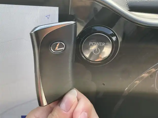 レクサス ＮＸ 350h バージョンL 鹿児島県 2023(令5)年 1.6万km ソニッククォーツ ワンオーナー/純正ディスプレイナビ/（Bluetooth/フルセグTV/Apple Car Play/Android Auto）/パノラマモニター/電動リアゲート/レーダークルーズコントロール/LEDヘッドライト/レザーシート/シートヒーター/エアシート/純正20インチアルミホイール/前後ドライブレコーダー/デジタルインナーミラー