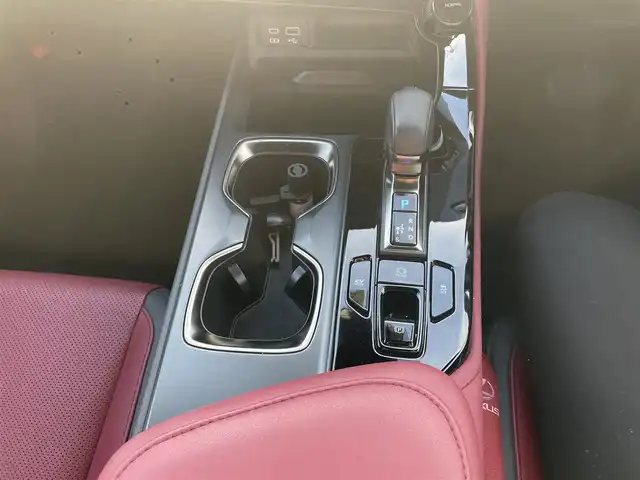 レクサス ＮＸ 350h バージョンL 鹿児島県 2023(令5)年 1.6万km ソニッククォーツ ワンオーナー/純正ディスプレイナビ/（Bluetooth/フルセグTV/Apple Car Play/Android Auto）/パノラマモニター/電動リアゲート/レーダークルーズコントロール/LEDヘッドライト/レザーシート/シートヒーター/エアシート/純正20インチアルミホイール/前後ドライブレコーダー/デジタルインナーミラー