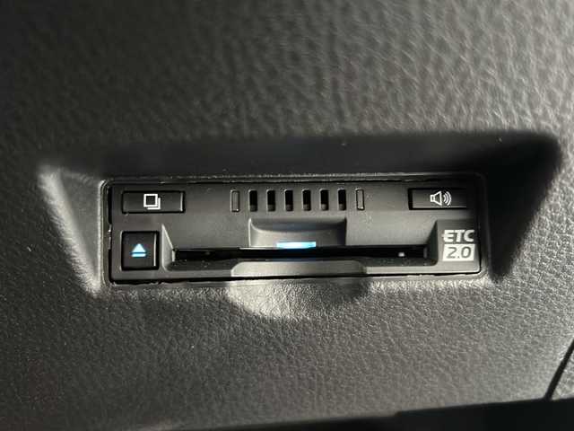 トヨタ Ｃ－ＨＲ G 愛知県 2020(令2)年 3.3万km オキサイドブロンズM ワンオーナー/純正ナビ/Bluetooth・AM・FM・USB・Miracast/パノラミックビューモニター/ハーフレザーシート/トヨタセーフティーセンス/・レーダークルーズコントロール/・クリアランスソナー/・プリクラッシュセーフティー/・レーンディパーチャーアラート/・ブラインドスポットモニター/・横滑り防止機能/・リヤクロストラフィックアラート/・パーキングサポートブレーキ/オートブレーキホールド/純正18インチAW/ビルトインETC2.0/オートハイビーム/ステアリングスイッチ/LEDヘッドライト/フォグランプ/ユピテル製前後ドライブレコーダー/純正フロアマット/純正ドアバイザー/ISOFIX/ディーラー整備記録簿/保証書/取扱説明書/スペアスマートキー