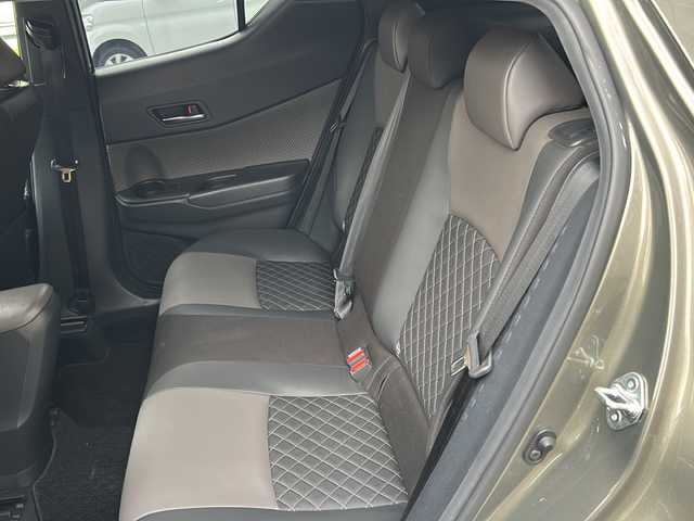 トヨタ Ｃ－ＨＲ G 愛知県 2020(令2)年 3.3万km オキサイドブロンズM ワンオーナー/純正ナビ/Bluetooth・AM・FM・USB・Miracast/パノラミックビューモニター/ハーフレザーシート/トヨタセーフティーセンス/・レーダークルーズコントロール/・クリアランスソナー/・プリクラッシュセーフティー/・レーンディパーチャーアラート/・ブラインドスポットモニター/・横滑り防止機能/・リヤクロストラフィックアラート/・パーキングサポートブレーキ/オートブレーキホールド/純正18インチAW/ビルトインETC2.0/オートハイビーム/ステアリングスイッチ/LEDヘッドライト/フォグランプ/ユピテル製前後ドライブレコーダー/純正フロアマット/純正ドアバイザー/ISOFIX/ディーラー整備記録簿/保証書/取扱説明書/スペアスマートキー
