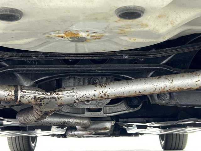 スバル レヴォーグ 1．6GT－S アイサイト 福島県 2015(平27)年 4.2万km クリスタルホワイトP /禁煙車　//アイサイト　//４ＷＤ　//純正７インチナビ(CN-LR700D)/CD・DVD・MSV・BT・フルセグTV//レーダークルーズコントロール　//シートヒーター(D/N)　//パワーシート(D/N)　//バックカメラ　//ビルトインＥＴＣ　//社外エアロ　//スマートキー　//ＬＥＤヘッドライト　//レザーシート