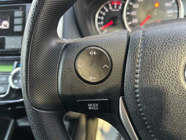 トヨタ カローラ フィールダー 1．5G 道東・釧路十勝 2015(平27)年 3.1万km スーパーホワイトⅡ トヨタセーフティーセンス/カーテンエアバッグ/純正オーディオ/CD/USB/AUX/デアイサー/ナノイー/前後ドライブレコーダー/社外エンジンスターター/社外アルミ付夏タイヤ積込